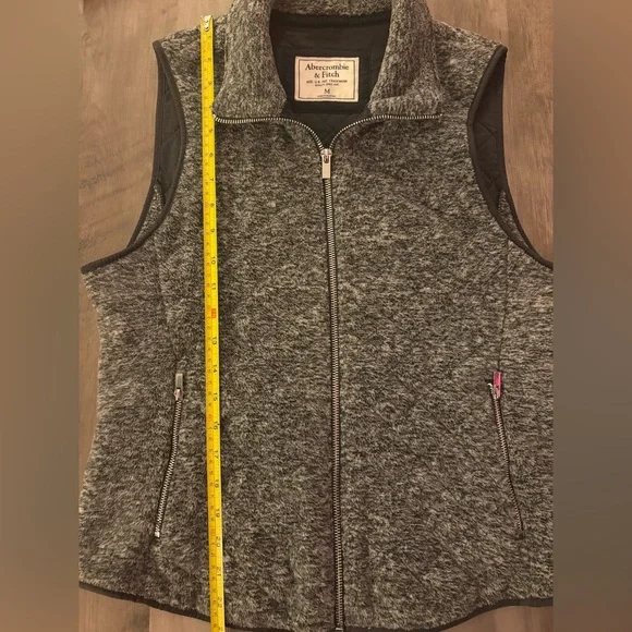 Abercrombie & Fitch Vest - Picture 7 of 7
